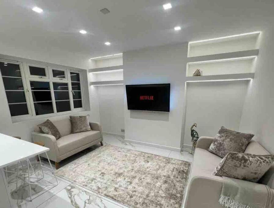 Premium Private Apartment Minutes To Central London Ngoại thất bức ảnh