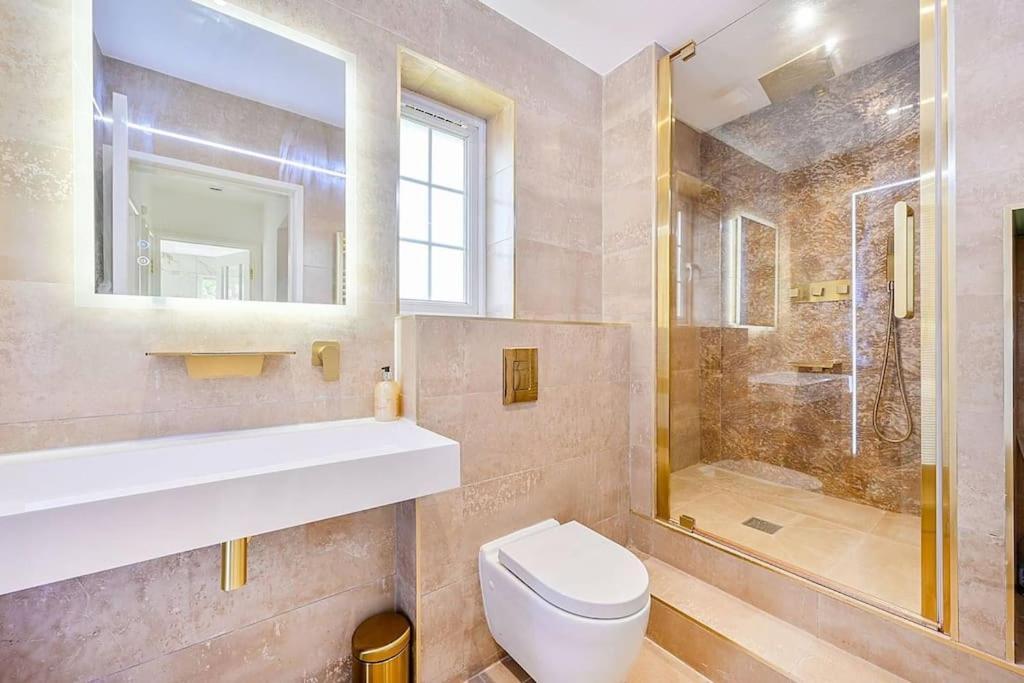 Premium Private Apartment Minutes To Central London Ngoại thất bức ảnh